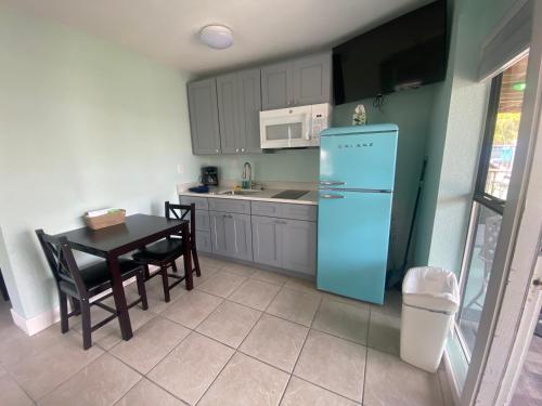 Η κουζίνα ή μικρή κουζίνα στο Sand Vista Vacation Hotel