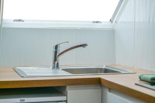 Φωτογραφία από το άλμπουμ του Appartement très lumineux - vue sur la ville - 4 personnes σε Ανζέ