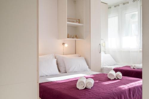 Laplace Apartment