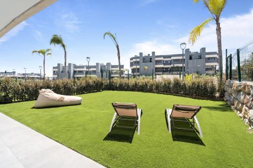 Oasis 325 with private garden & wellnes