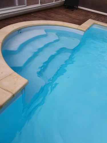 Kolam renang di atau dekat dengan Chalet Mattéo