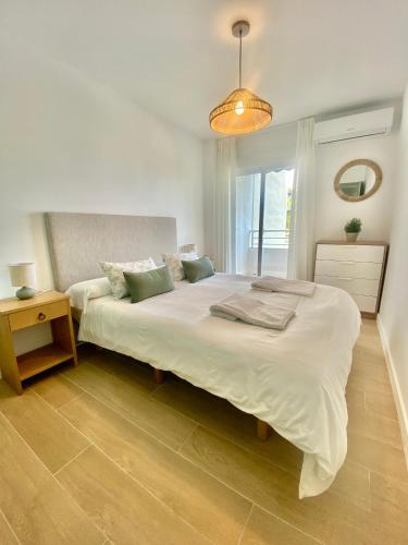 Apartamento reformado con piscina en Javea