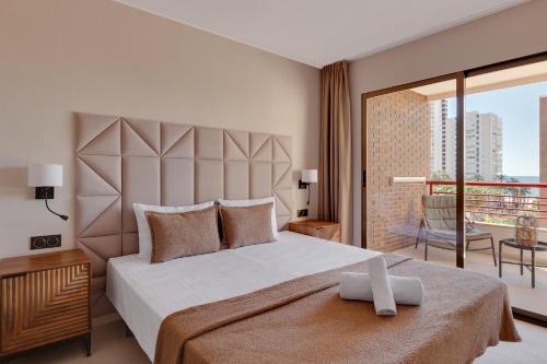 Gerona Square Apartment