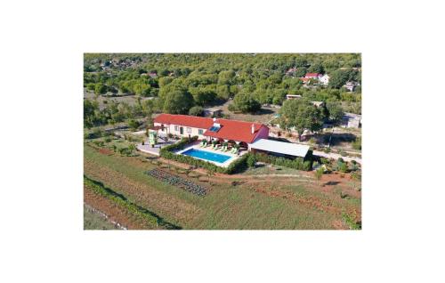 Nice Home In Prapatnica- Seget