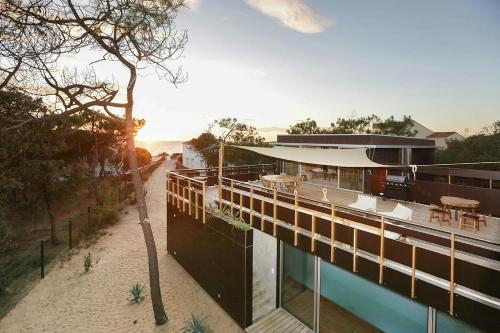 Modern Oceanfront Villa Overlooking Cayola Bay