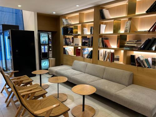 Stylish luxury studio in Salamanca best neighbourhood in Madrid!