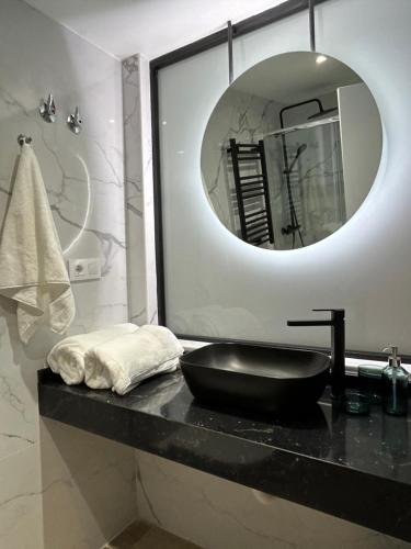 Stylish luxury studio in Salamanca best neighbourhood in Madrid!
