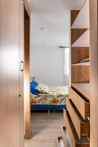 Postel nebo postele na pokoji v ubytování Sahara-apartamento en cali