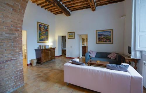 Χώρος καθιστικού στο Cozy Apartment In Ancaiano