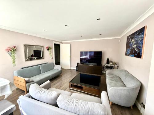 Immanuel House - Modern Luxury Victorian Home 1872 - Free Parking & SuperFast Fibre Optic WiFi photo 14