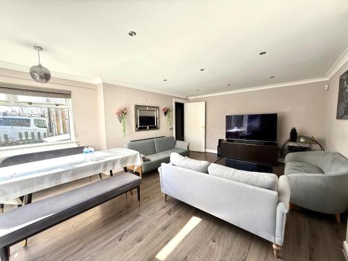 Immanuel House - Modern Luxury Victorian Home 1872 - Free Parking & SuperFast Fibre Optic WiFi photo 27