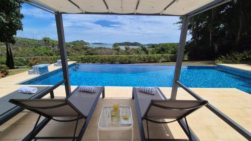Ocean view private pool apartment near hotel facilities