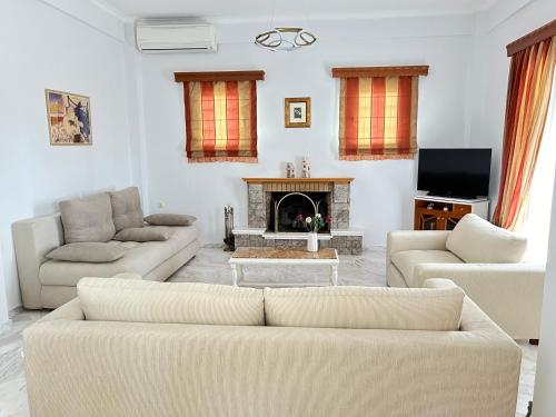 Χώρος καθιστικού στο Margarita and Joanna' s House