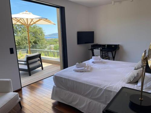 Postel nebo postele na pokoji v ubytování Luxury and Relaxation - Villa Tevalba