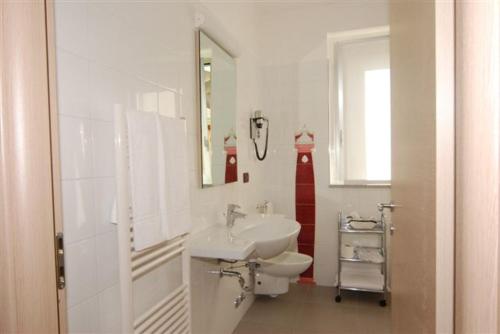 Residence & Suites Solaf tesisinde bir banyo