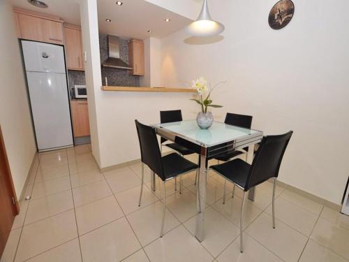 Apartment in Roses near Salatar Beach