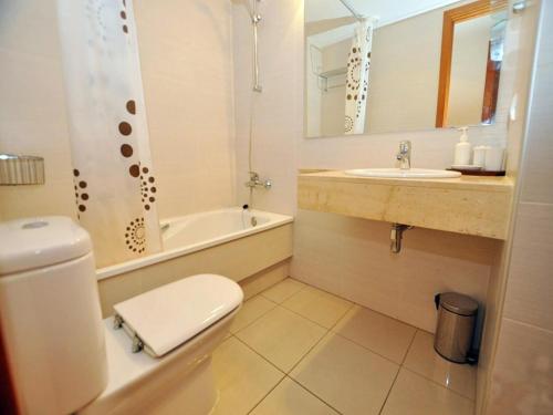 Apartment in Roses near Salatar Beach