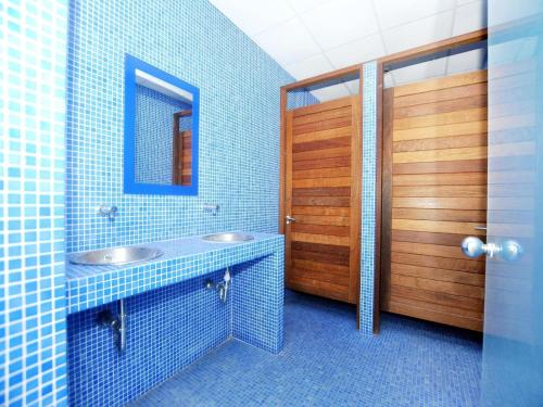 Apartment in Roses near Sandy Beach