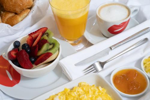 Еда / где поесть недалеко от мотеля