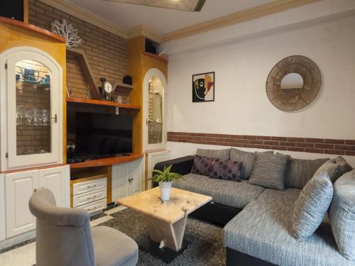 Apartment in Roses near Playa de la Punta