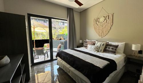 Postel nebo postele na pokoji v ubytování Private Pool Apartment in Tulum Hotel Zone - Beach Club