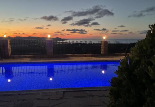 Villa Asteri, views, private, pool heating on request, 30 mins from Paphos