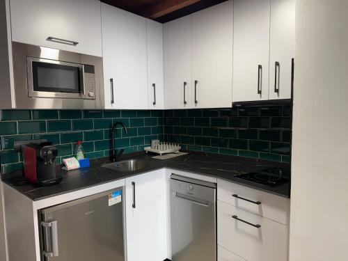 Amazing Apartment in Malaga Oldtown Calle Carreteria FREE WIFI&AC