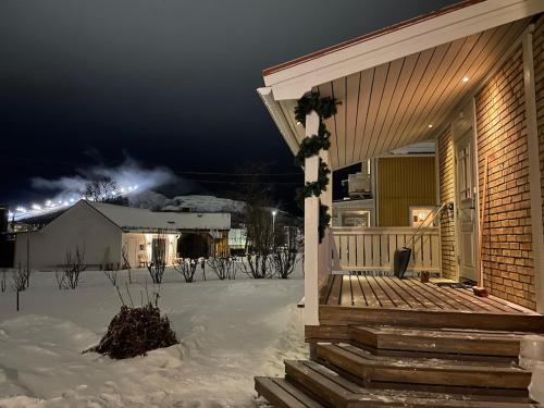 Arctic Villa semasa musim sejuk