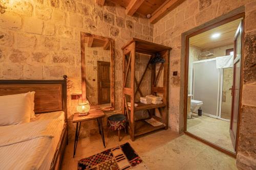 Ένα μπάνιο στο Cappalace Stone House