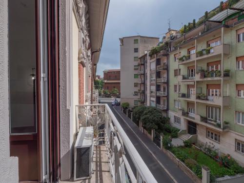 I-Host Apartment - Agnesi 15