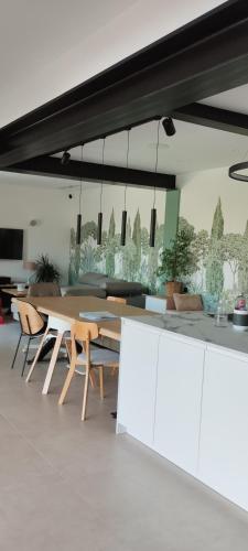 Photo de la galerie de l'établissement Villa moderne aux portes d'Aix, à Aix-en-Provence