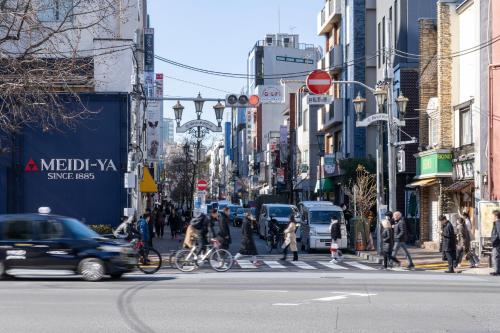 Hiroo East