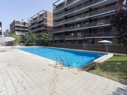 Precioso apartamento con terraza y piscina