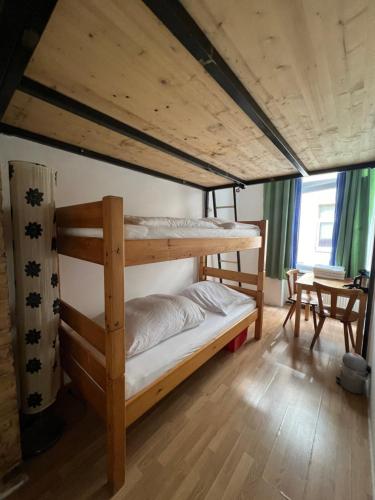 Ένα ή περισσότερα κρεβάτια σε δωμάτιο στο Freiraum Hostel Kreuzberg