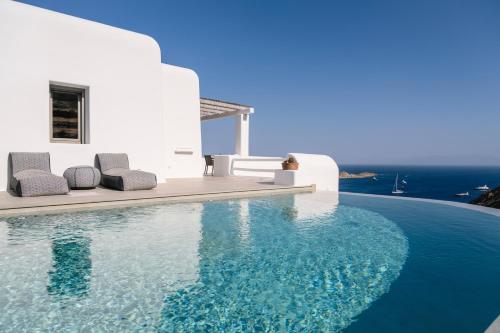 Villa Camelia 2 - Psarou View - Private pool and Jacuzzi