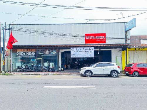 Φωτογραφία από το άλμπουμ του Griya Aneka Malioboro Yogyakarta Mitra RedDoorz στη Γιογκιακάρτα