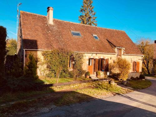 Charmante longère en plein coeur du Perche