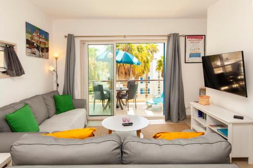 Gallery image of Top-Floor Marina 2 bed Apartment in Lagos