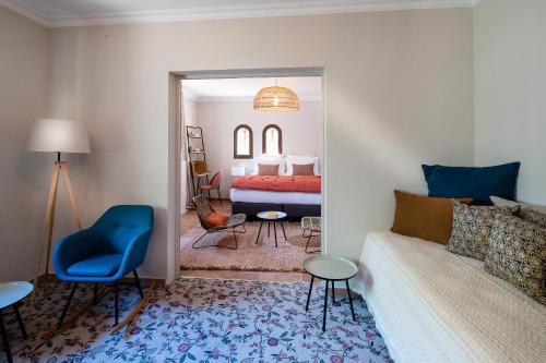 Un lugar para sentarse en Hôtel - Restaurant & Spa La Magdeleine - Mathias Dandine