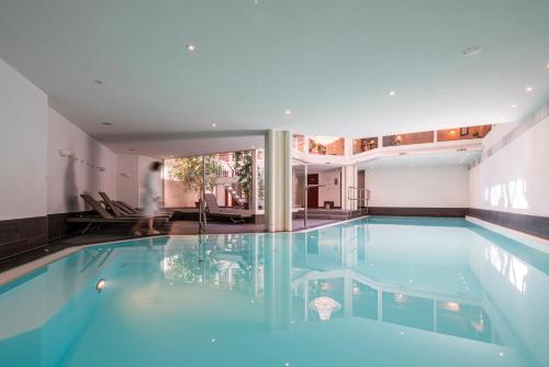 GOLFHOTEL Les Hauts de Gstaad & SPA photo 2