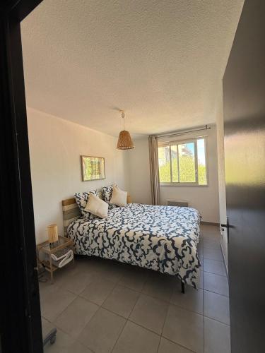 Charmant appartement moderne avec place de parking privative