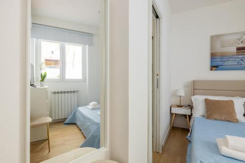 NOSTROMONDO-Elegant Suite with patio in Monti Parioli