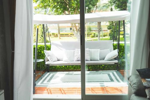 Andraza home Apartamento a 30 metro de la playa con piscina y garaje en la Carihuela
