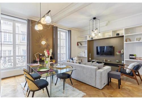 Apartment Le Marais by Studio prestige