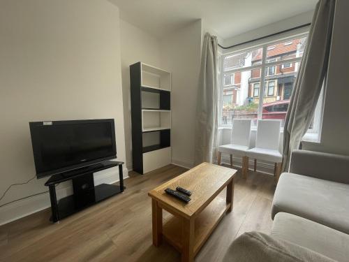 Refined Comfort in the Heart of Bedminster photo 11