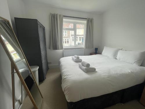 Refined Comfort in the Heart of Bedminster photo 15