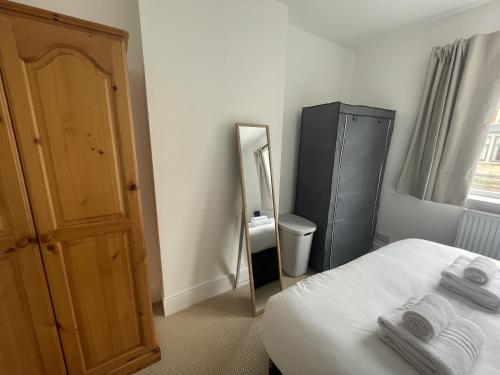 Refined Comfort in the Heart of Bedminster photo 16