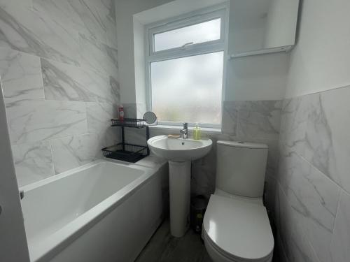 Refined Comfort in the Heart of Bedminster photo 18