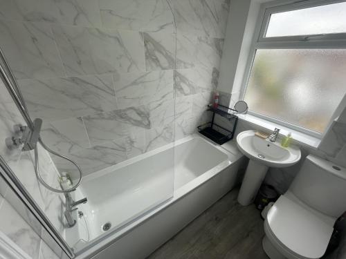 Refined Comfort in the Heart of Bedminster photo 19