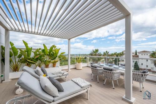 Newly Built 3 BDRM Lavish Penthouse Next to Beach